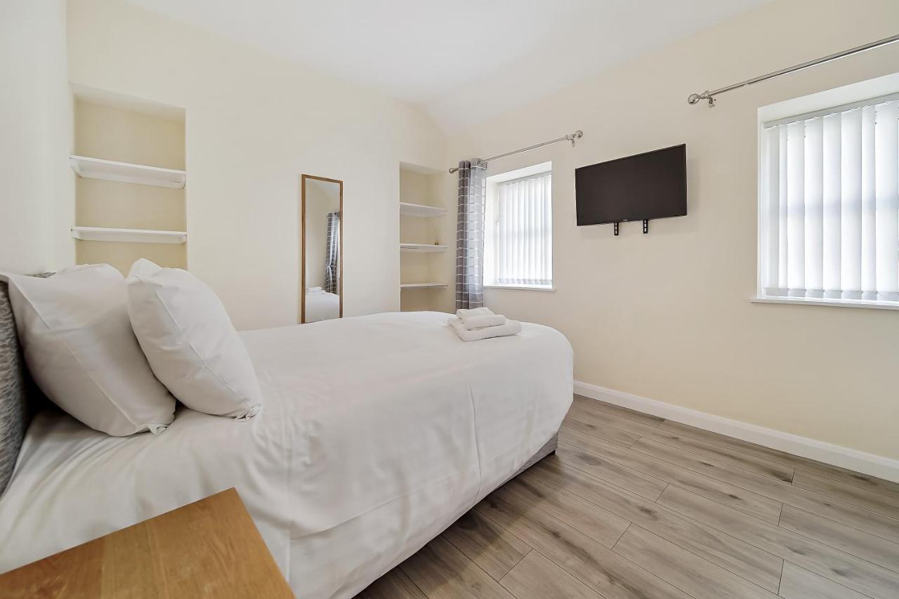 Carlisle 'sleeping 6 Guests' Villa *